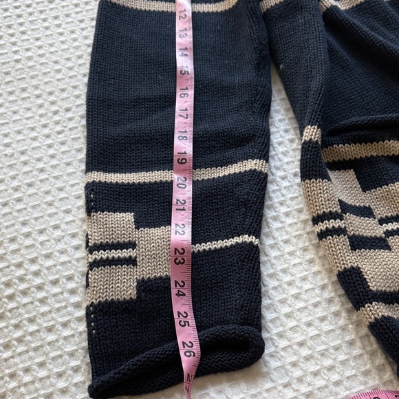 Pendleton Navy and Cream Cardigan - Picture 5 of 10